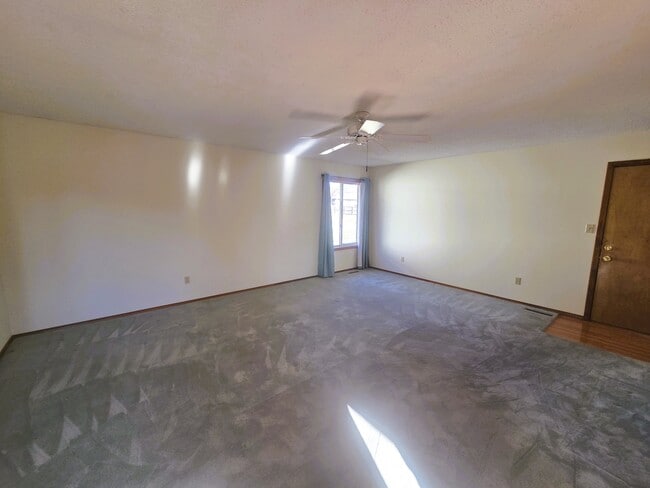 Photo - 2045 S Kentwood Ave