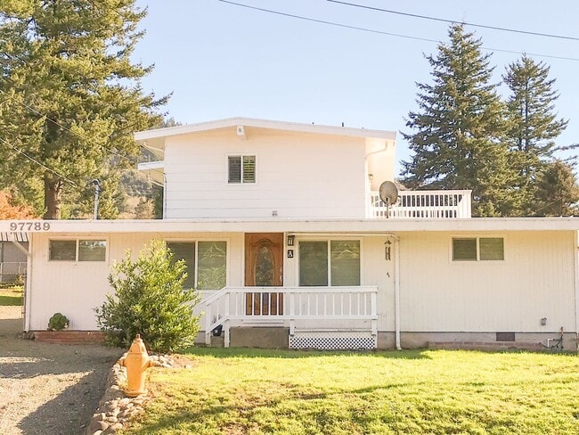 Building Photo - 97789 Chetco Ln