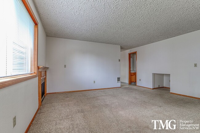 Photo - Klatt2 Unit B