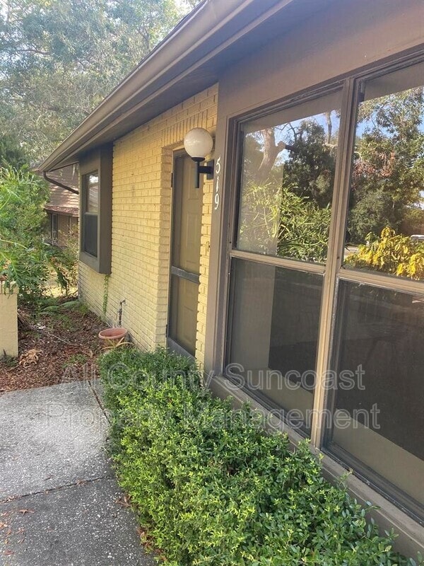 Photo - 519 E Curlew Pl