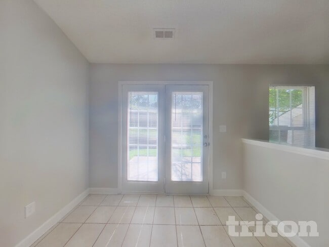 Photo - 967 Ashland Ave