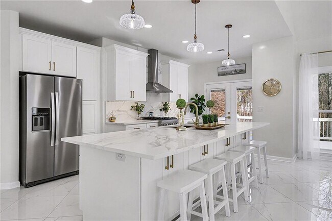 Photo - 241 Nacoochee Dr