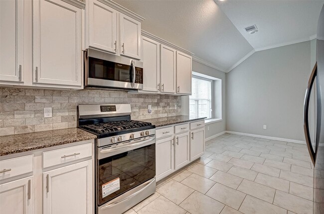 Building Photo - 15526 Atwood Bay Trl Rental