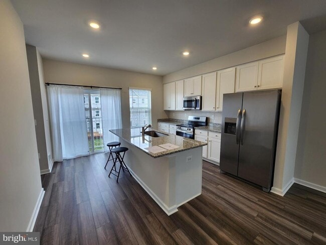 114 Milburn Dr