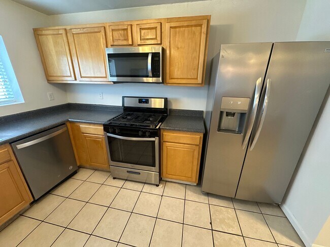 47 E 17th Ave Unit C
