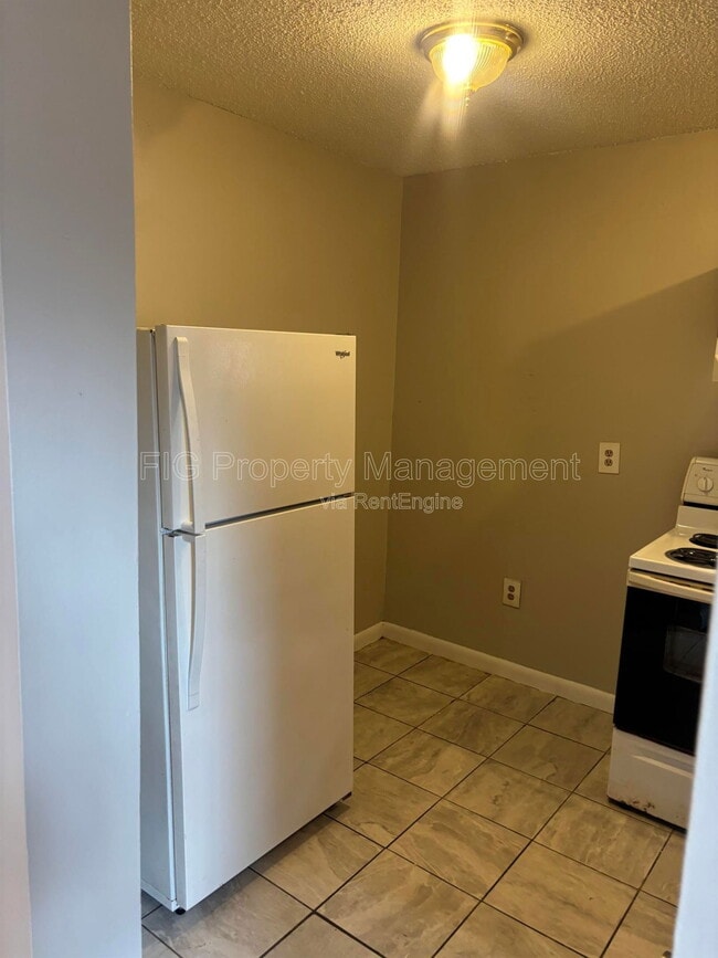 Photo - 605 W E St Unit C1A