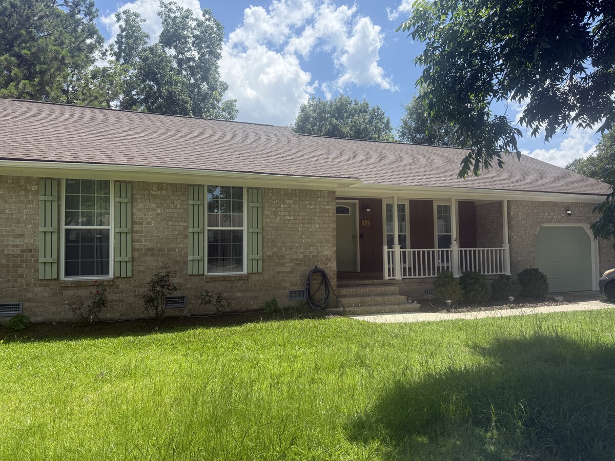 Frente exterior - 12 Lighthouse Dr