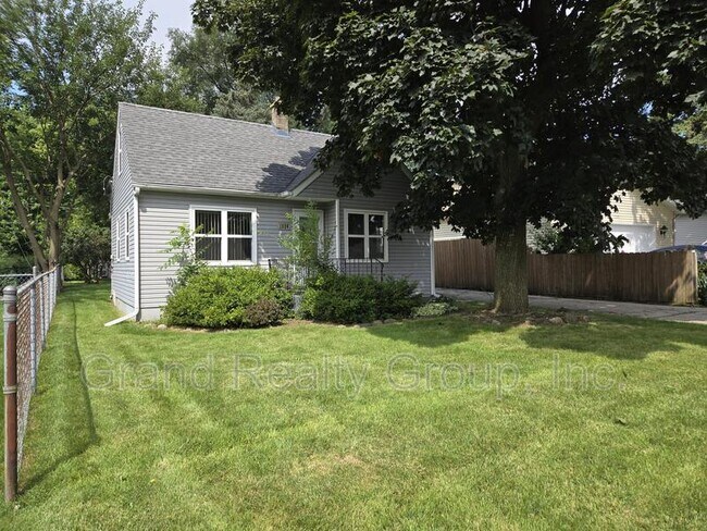 Building Photo - 1326 Ridgeway St Rental
