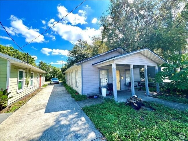 Building Photo - 301 N Westmoreland Dr Rental