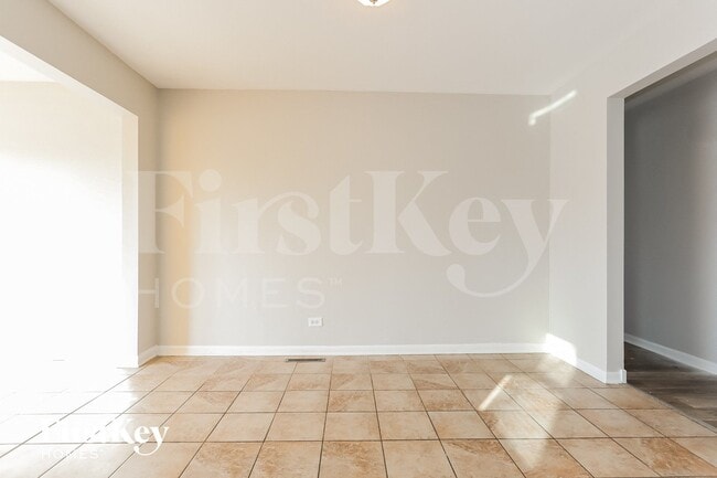 Photo - 16342 Evans Ave