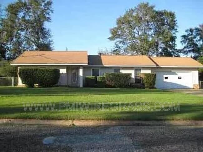 Building Photo - 607 Melbourne Dr Rental
