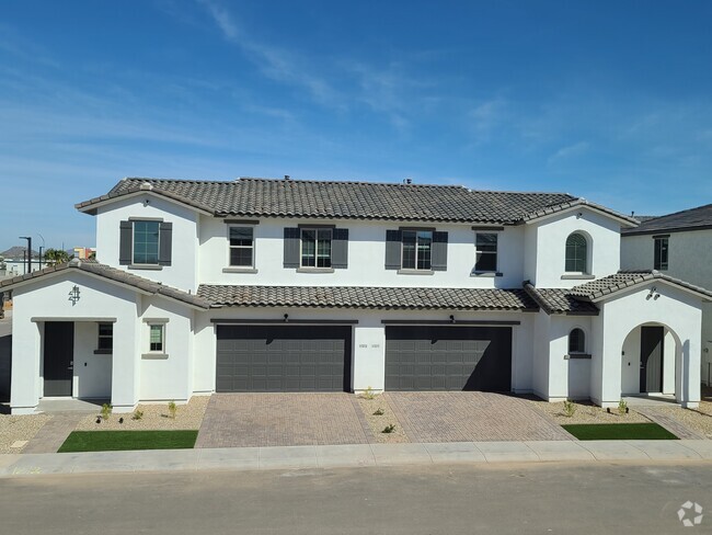 Building Photo - Bella Encanta Rental