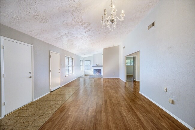 Photo - 1510 Chestnut Tree Ln