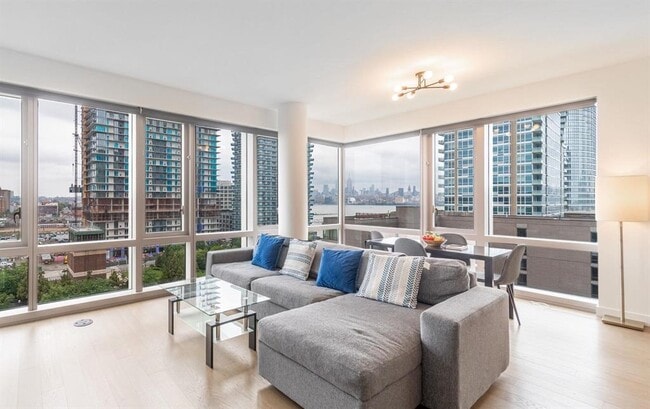 Photo - 75 Park Ln S Unit 806