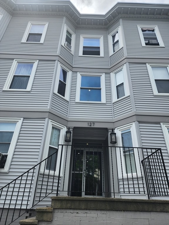 Photo - 127 Washington St Apartment Unit 1