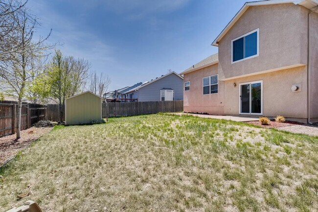 Photo - 4 Bed 4 Bath Stetson Hills Home!