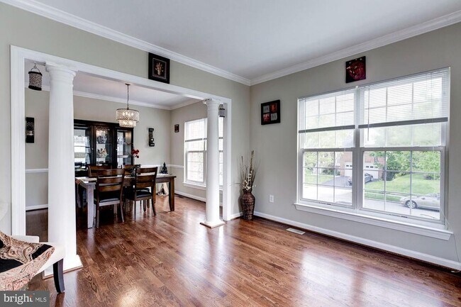 Photo - 13724 Valley Oak Cir