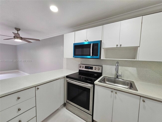 Photo - 8027 NW 8th St Unit 17