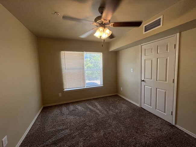 Photo - 2218 16th St