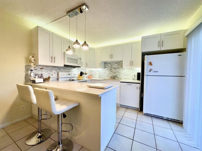 1765 San Jose Dr