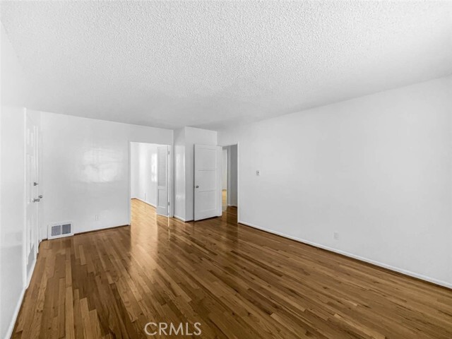 Photo - 4048 Abourne Rd Condo Unit B