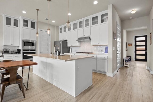 Photo - 1409 Copperfield Wy