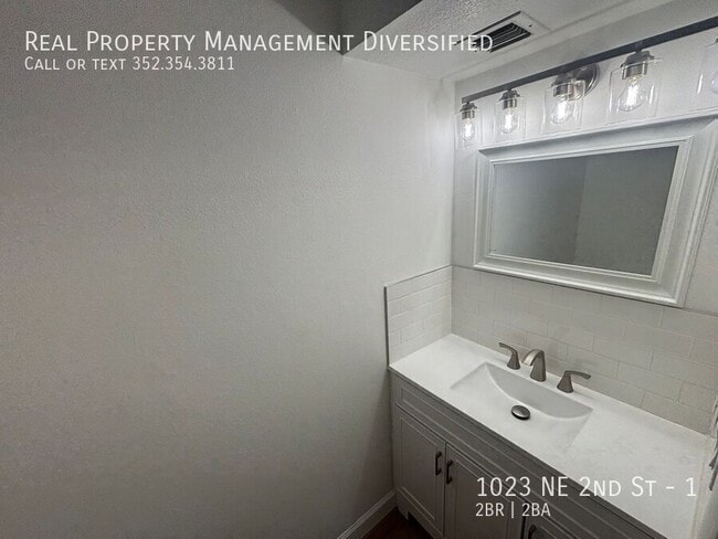 Photo - 1023 NE 2nd St Unidad 1