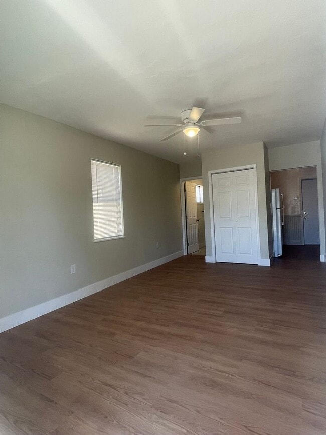 Photo - 2762-2764 Lanning Ave Unidad 2764/A