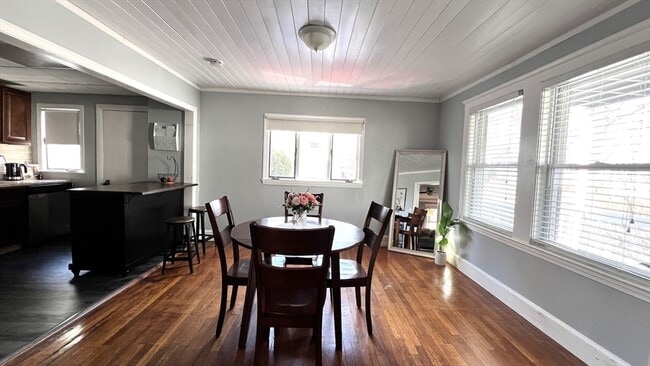 Photo - 123 Waterston Ave