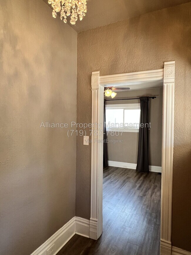 Photo - 743 N Walnut St
