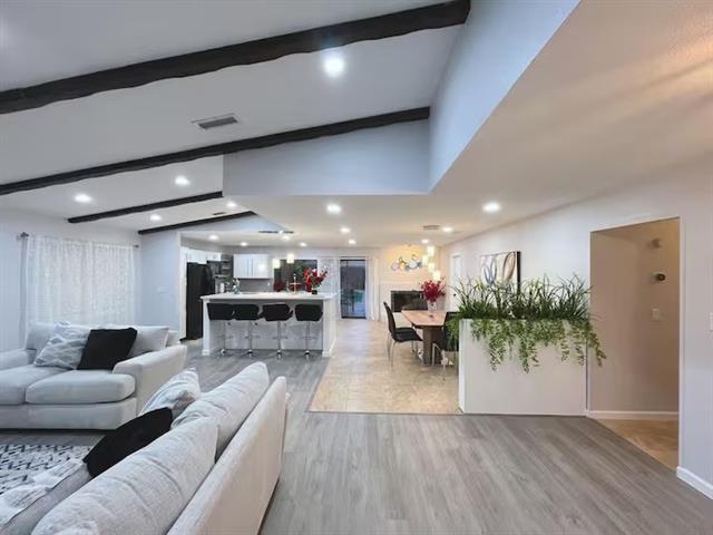 Photo - 1914 E Spring Valley Rd