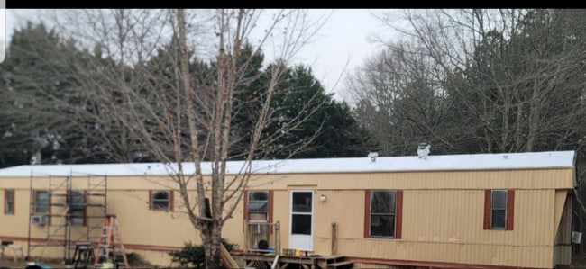 Building Photo - 3983 Roosevelt Hwy Rental