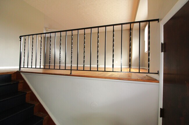 Photo - 2928 Landon Dr