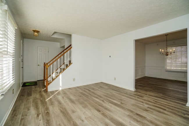 Photo - 3888 Driscoll Ct