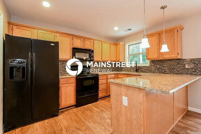 4 Bedroom Pet-Friendly Home in White, GA with Main Street Renewal