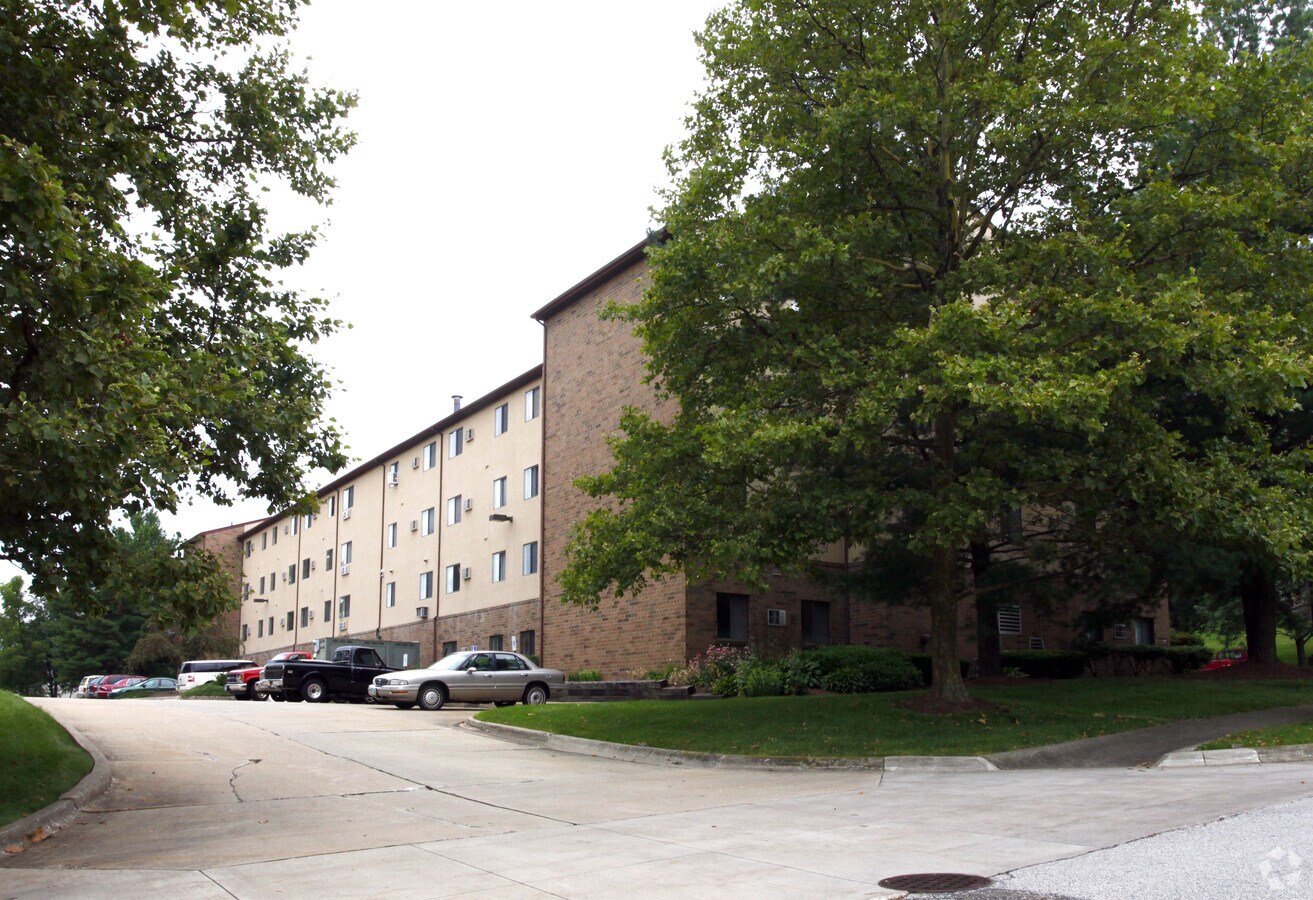 Photo - Leo Dugan Apartments