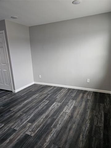 Photo - 305 Deepwood St