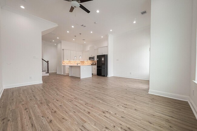 Photo - 4319 Rosemont St