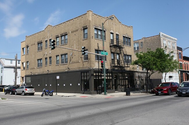 Photo - 1400 N Ashland Ave Condo Unit 1402-2F