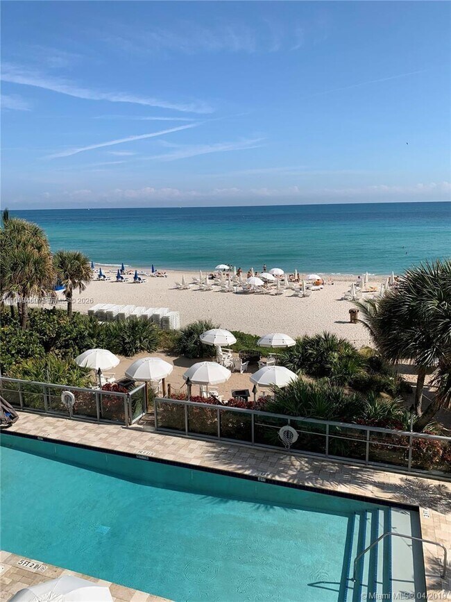17315 Collins Ave Unit 1555