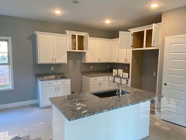 Photo - 10007 Messana St