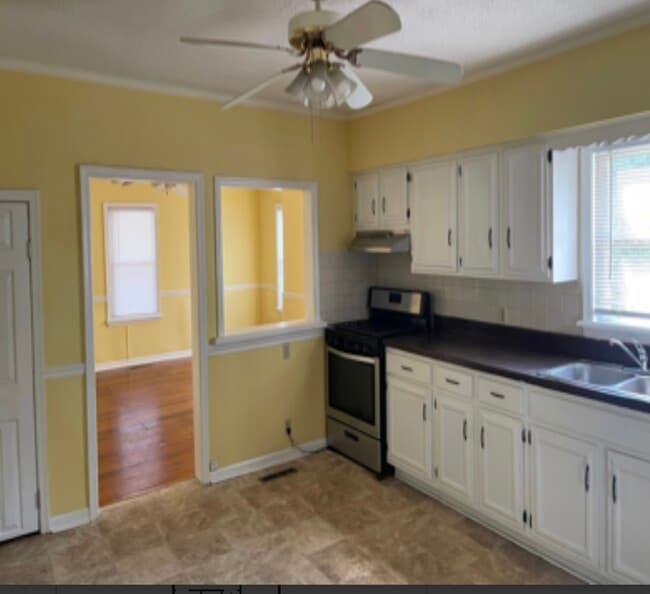 Photo - 427 E Lincoln Ave