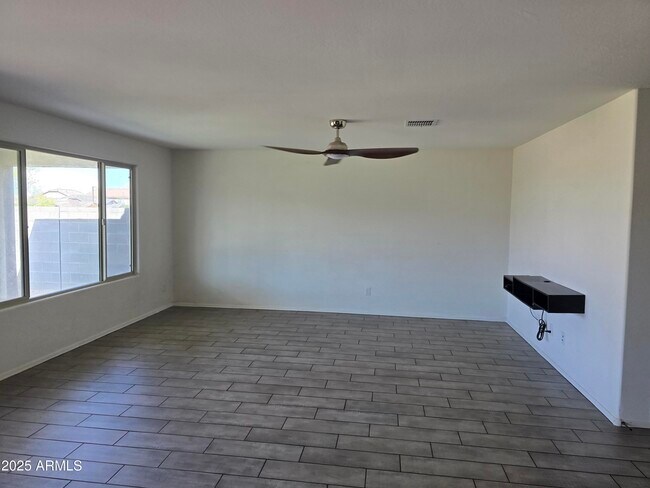 Photo - 12524 W Myrtle Ave