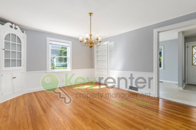 355 Watchung Ave