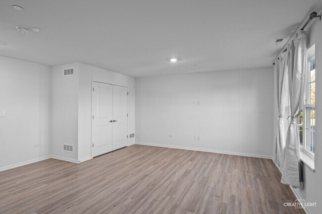 Photo - 2906 Reflection Dr