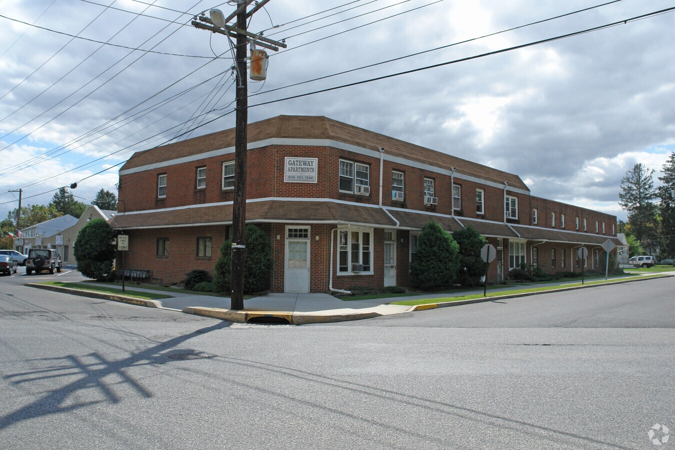 Gateway Apartments - Gateway Apartments