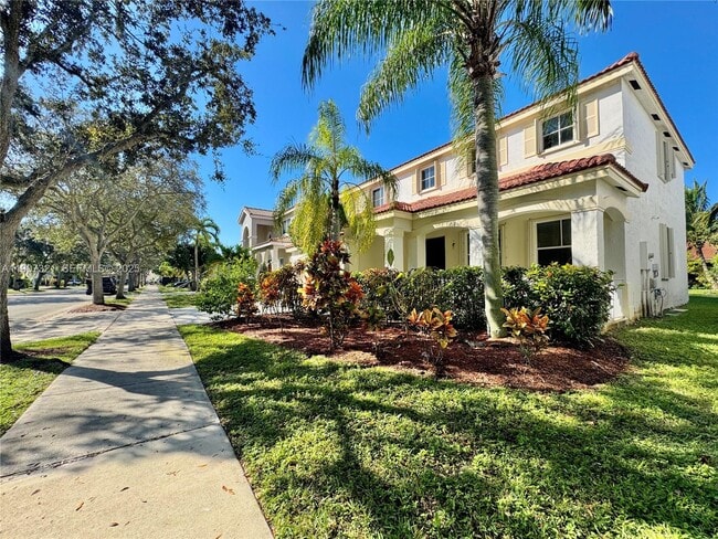 Building Photo - 4383 Laurel Ridge Cir