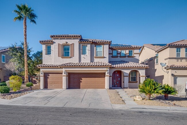 Building Photo - Spacious Family Home with Pool & 3-Car Garage in the Heart of North Las Vegas
