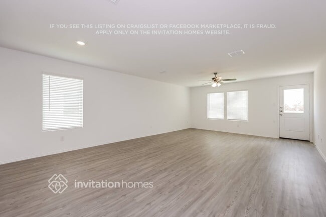 Photo - 10209 Hackberry Spg Wy