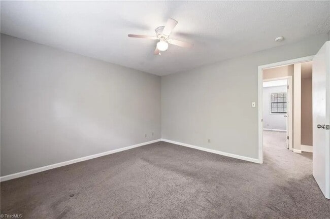 Photo - 1903 Malone Rd